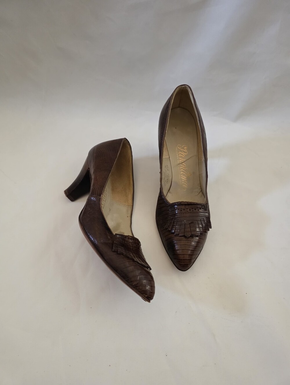 Vintage Panorama Leather Heel Pumps 9 B